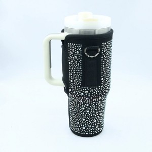 Customized Bling Bling Diamond Front Bag Shoulder Stanley Cup Cover Truck Carrying Ice Thermos Bottle Cover Can Print Logo