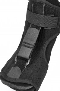 Lääketieteellinen ortoosi jalkapudotusortoosi