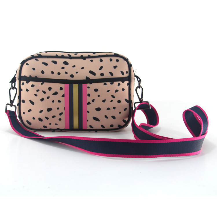 Laiti Neoprene Crossbag-01