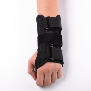 Carpal ဥမင်အတွက် Wrist Brace